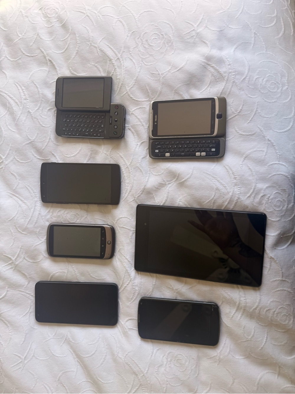 Lot of 8 Vintage Android Devices T-Mobile G1 G2 LG Nexus 4 5 ASUS Nexus 7 Parts